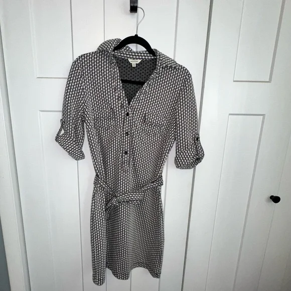 Women's Max Studio Black and Ivory Belted Shirt Dress - Medium - Picture 1 of 10